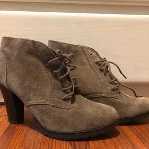 Suede Bootie with laces